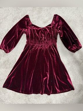 Celebrity Pink Velvet Dress in Deep Wine